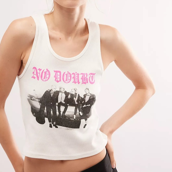 Daydreamer No Doubt Seven Night
Stand Tank - Picture 4 of 8